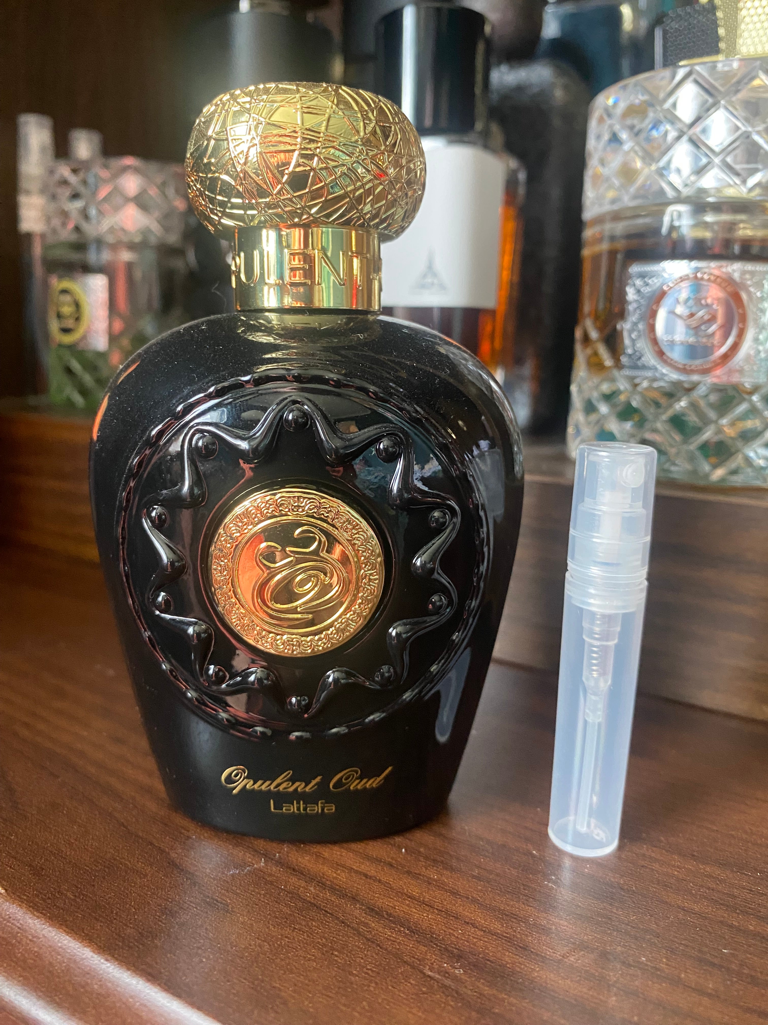 Lattafa Opulent Oud, 3ml Decant