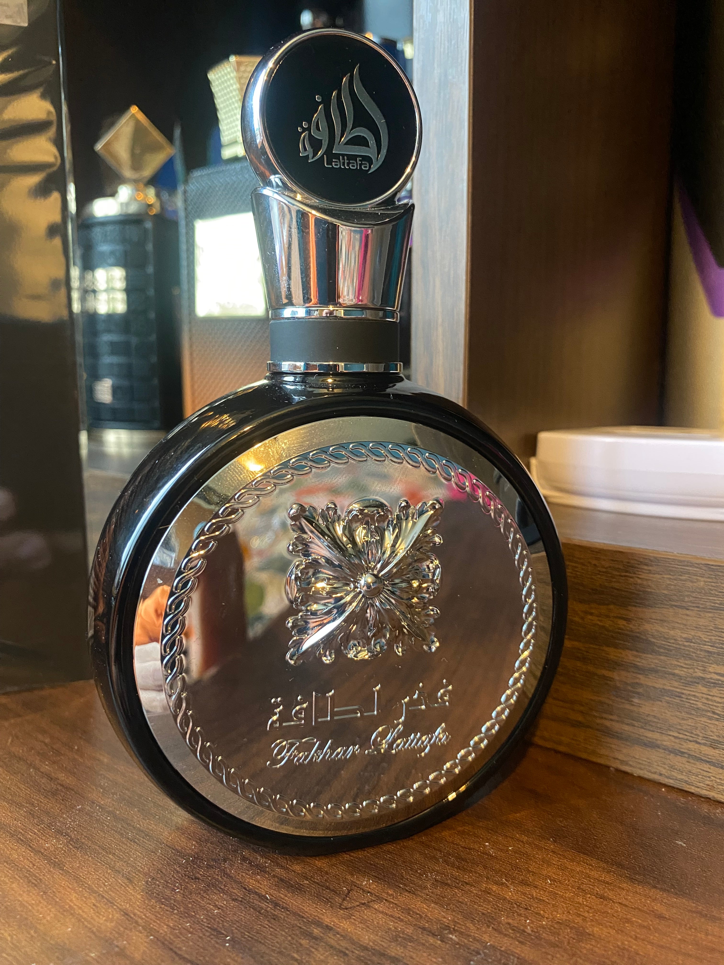 Lattafa Fakhar Black, 100ml