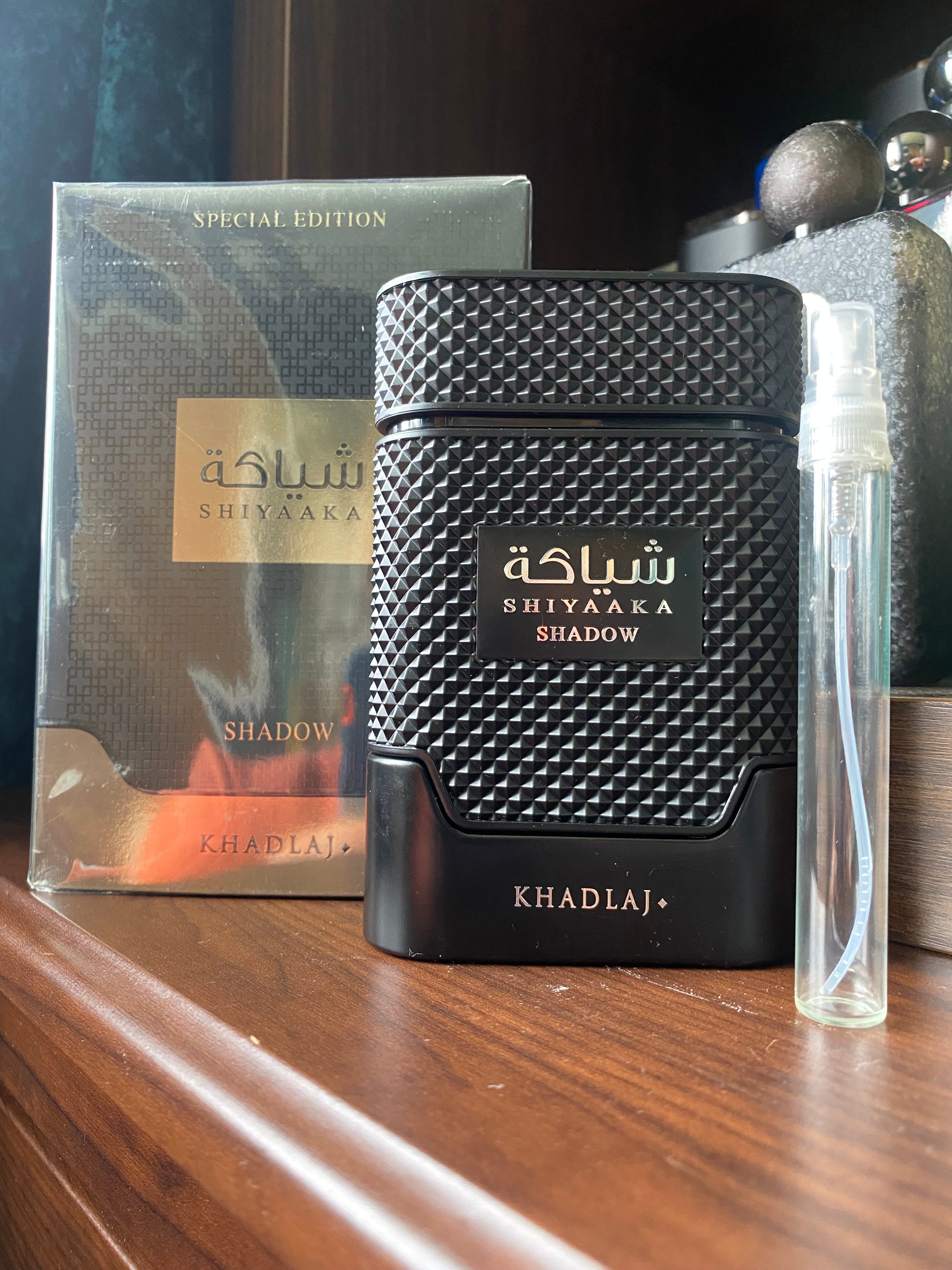Khadlaj Shiyaaka Shadow. 10ml Decant